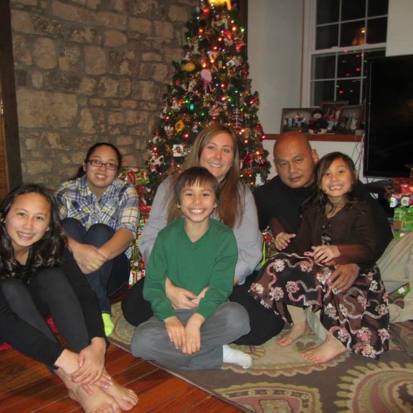 Let’s Posh together. Lululemon and other great athleticwear brands - Picture 5 of 5